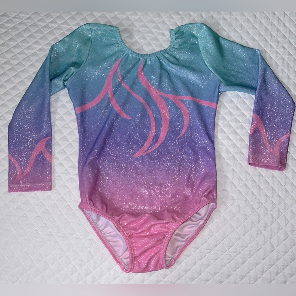 ZIZI Gymnastics Dancing Girls Leotard One-Piece Long Sleeve Sparkle Pink Size 6
